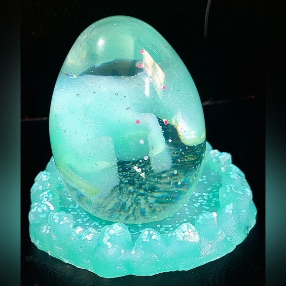 Handmade Resin Baby Dragon Egg in Nest. - Picture 16 of 16